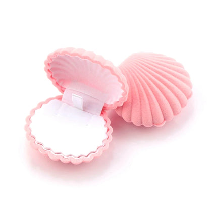 boîte à bijoux en velours en forme de coquillage